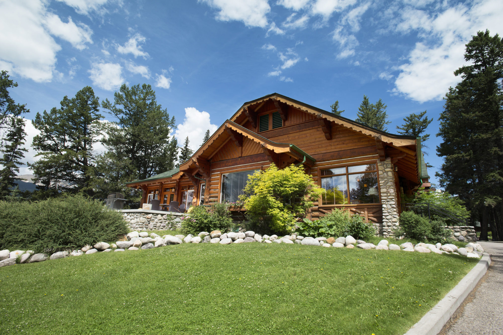 Fairmont Jasper Park Lodge Outlook Cabin Exterior-jpg