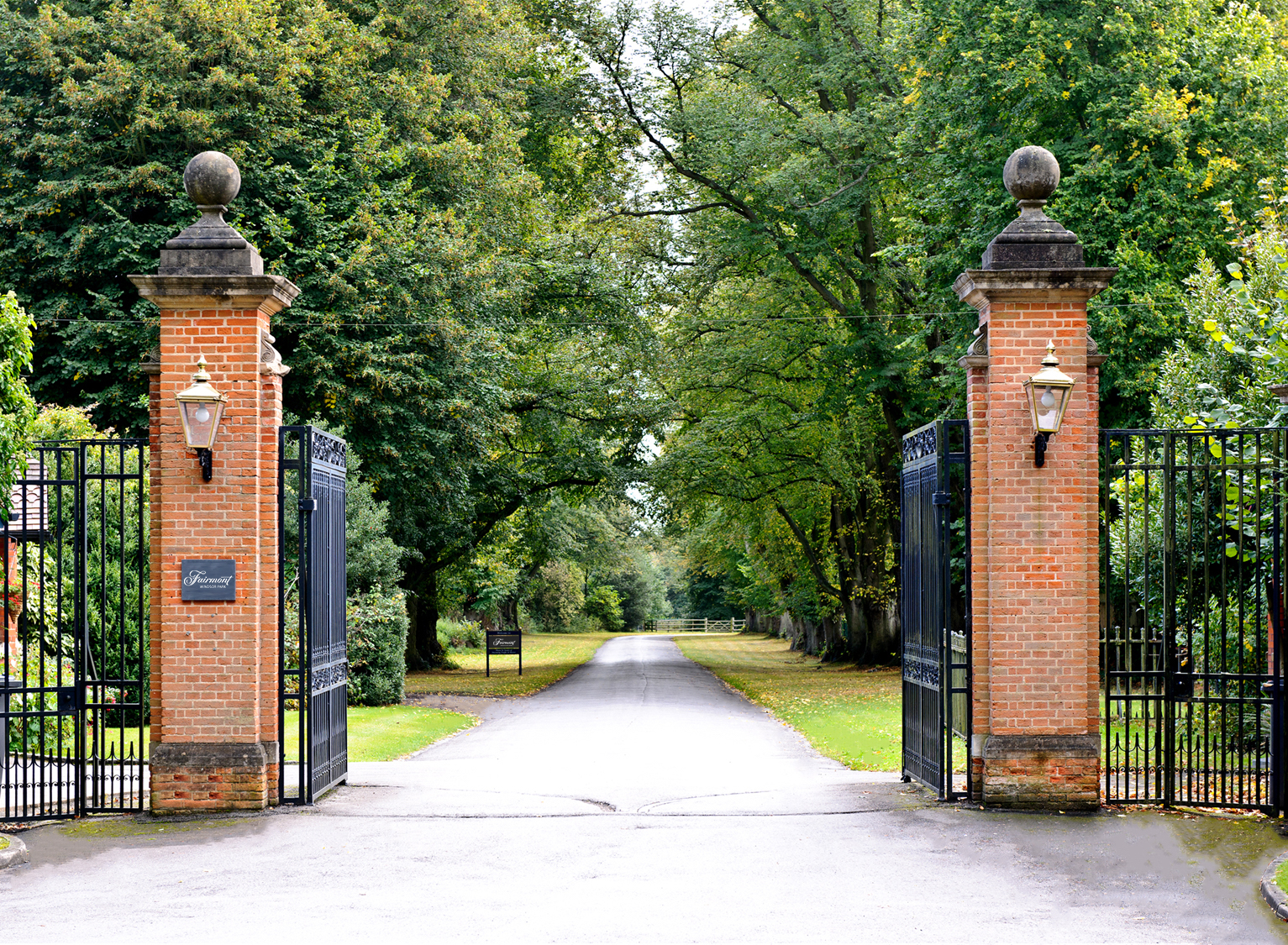 Fairmont Windsor Park – Front Gate-jpg
