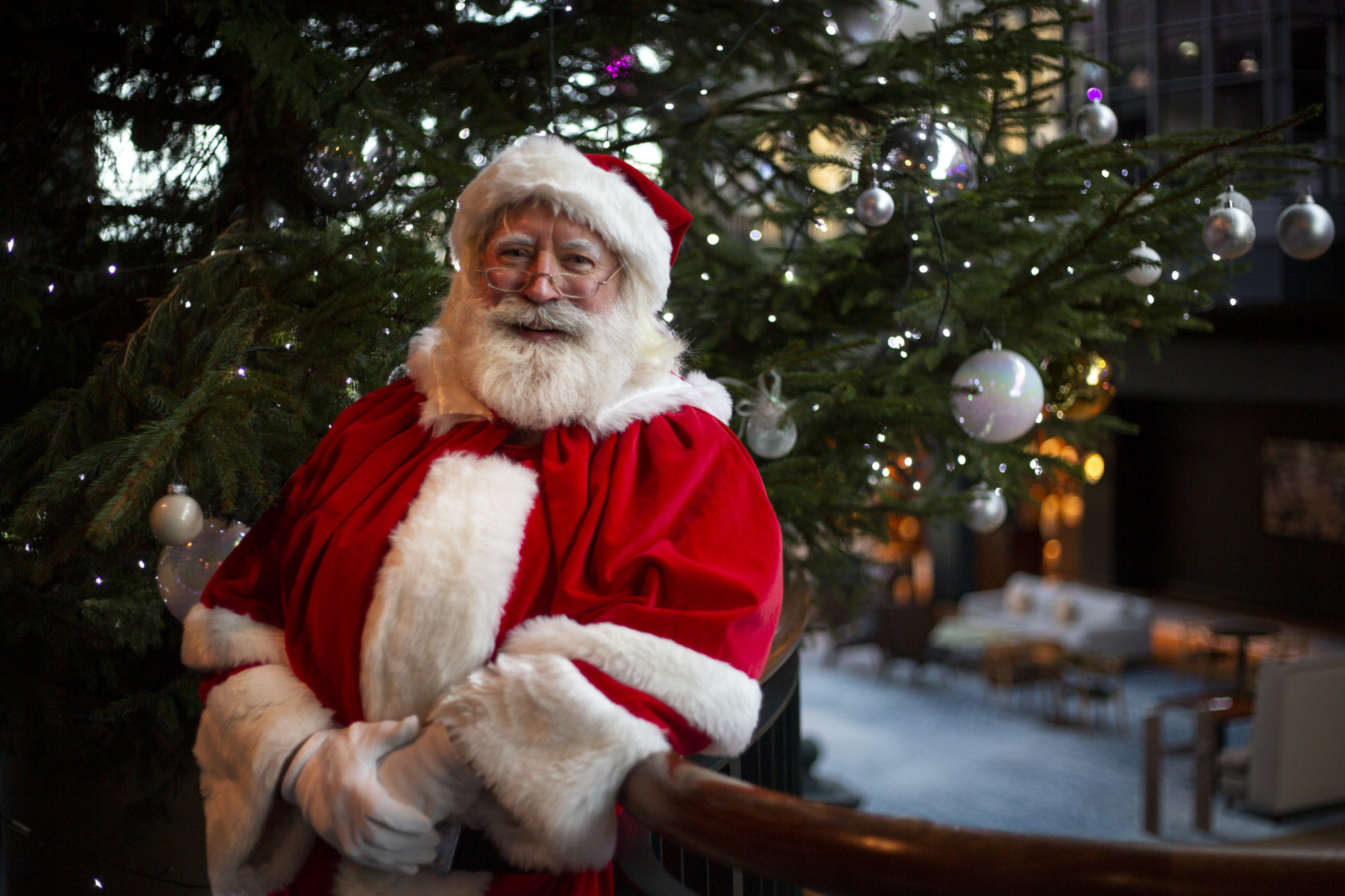 Santa at Fairmont St Andrews 2.jpg