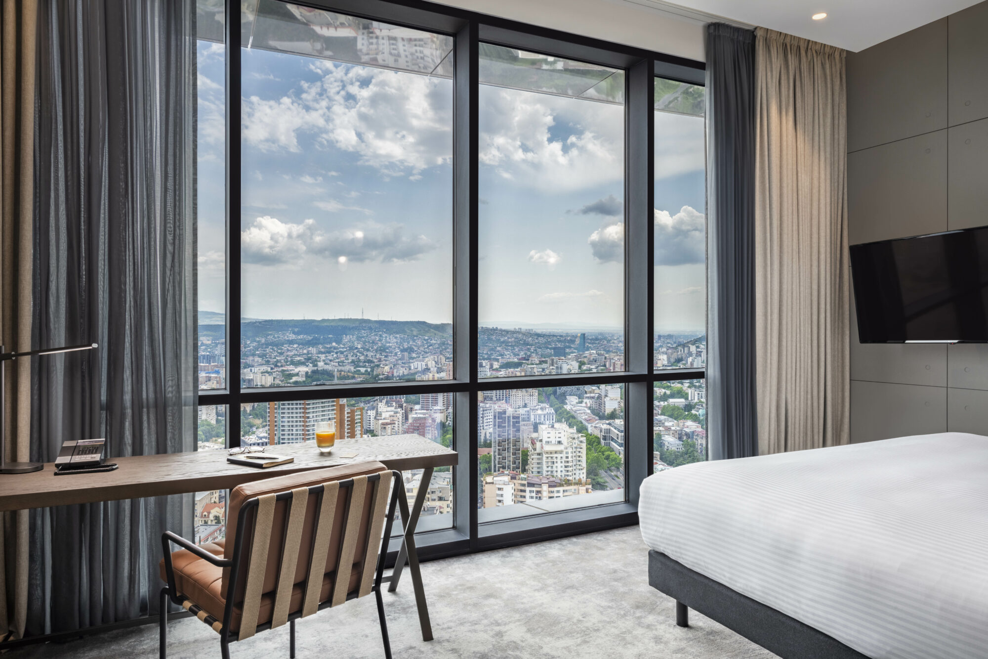 Pullman-Tbilisi-Axis-Towers_room-view.jpg