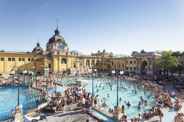 Budapest GettyImages-953646574_600x400-jpg