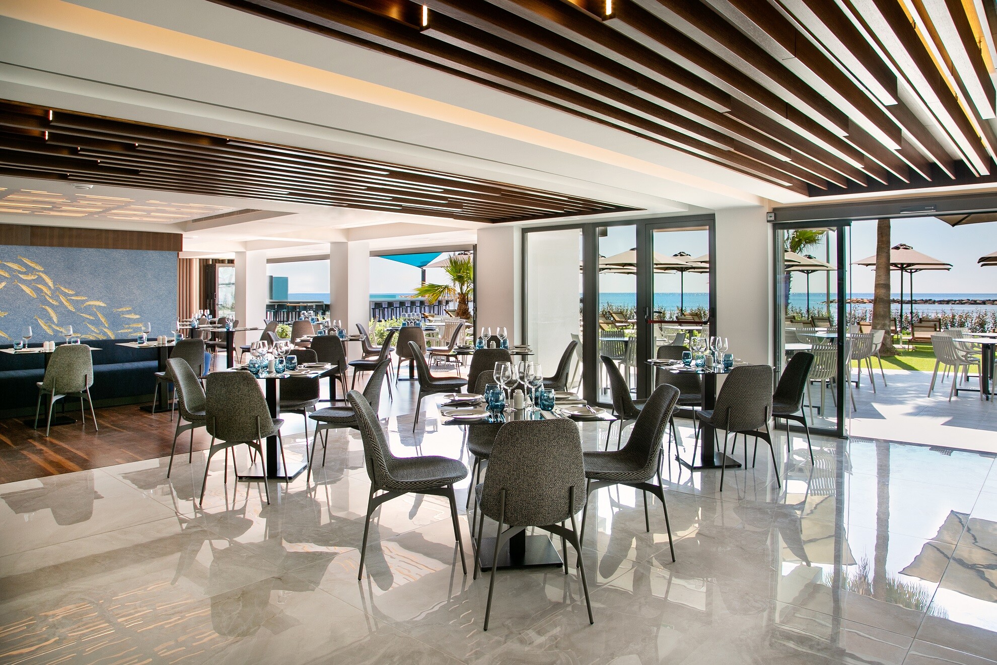 Mercure Larnaca beach resort restaurant-jpg