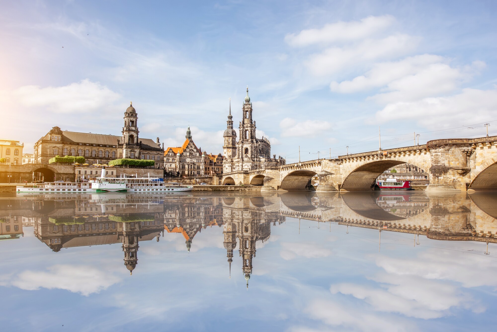 Dresden_AdobeStock_164828331-jpg