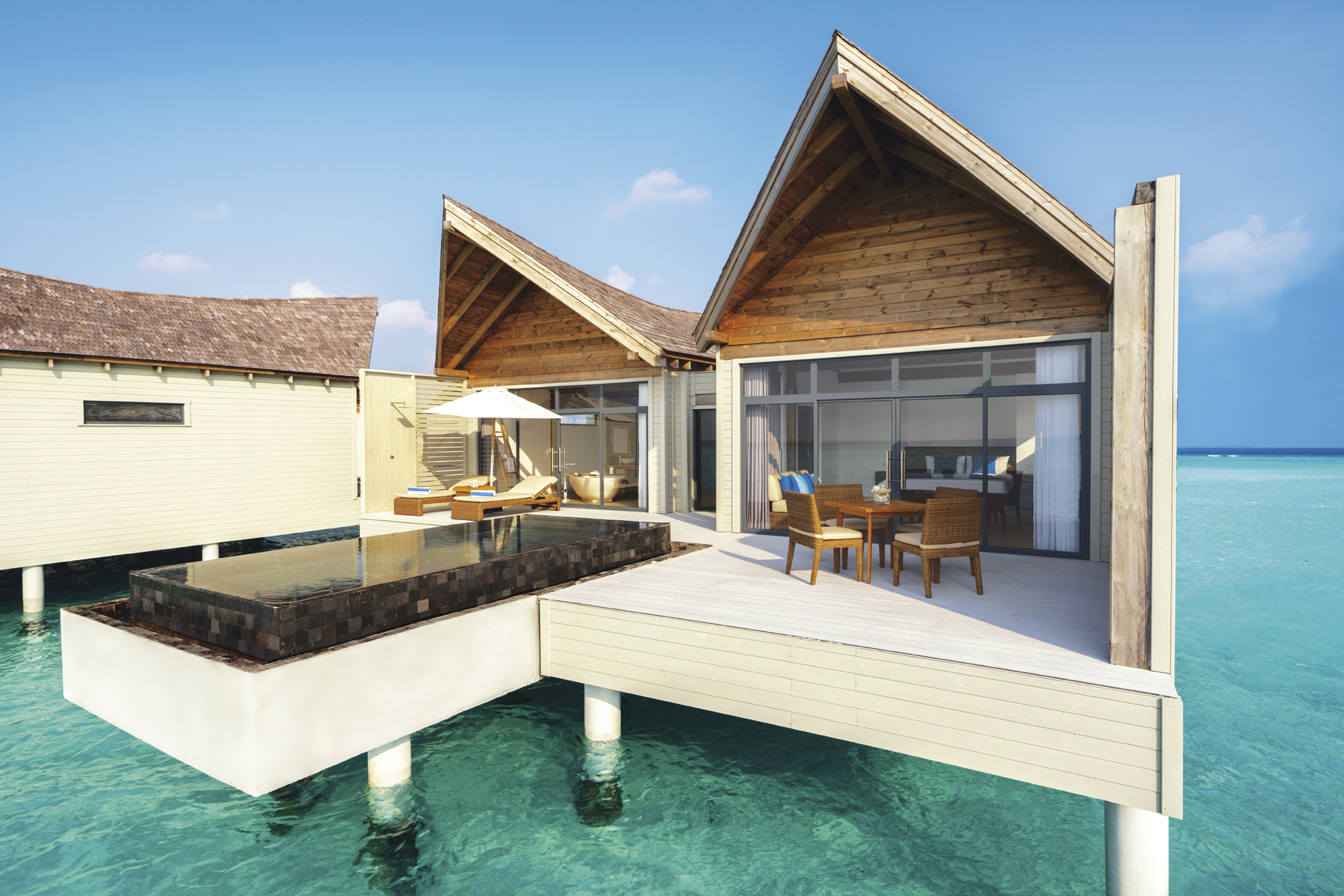 Mӧvenpick Resort Kuredhivaru Maldives 