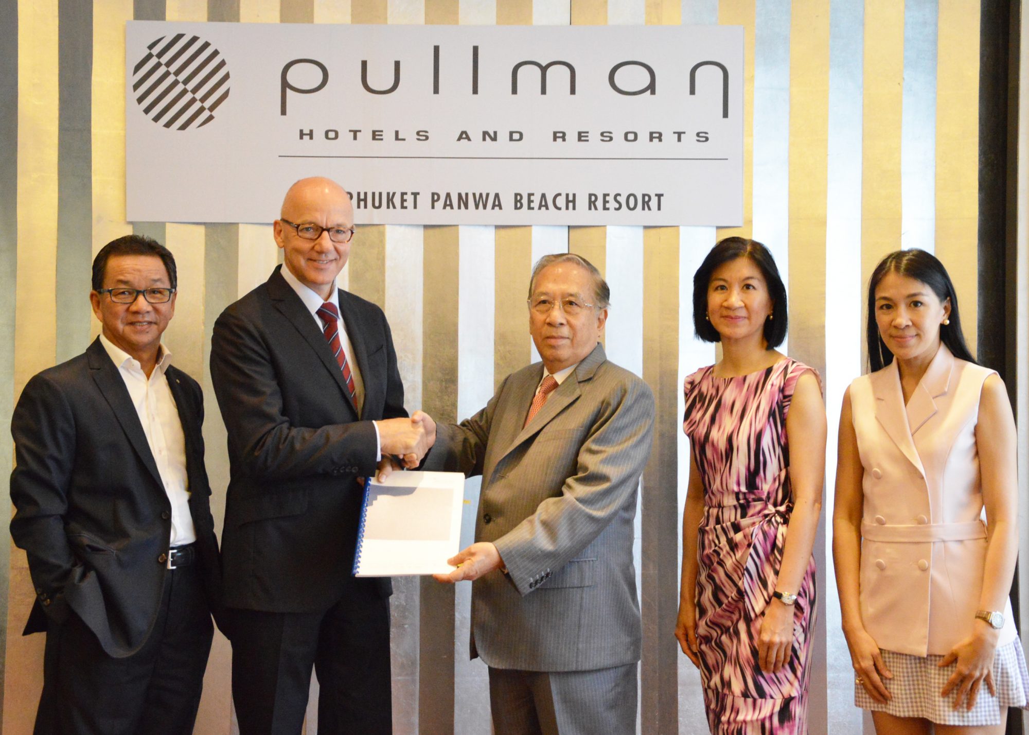 Signing - Pullman Phuket Panwa.jpg