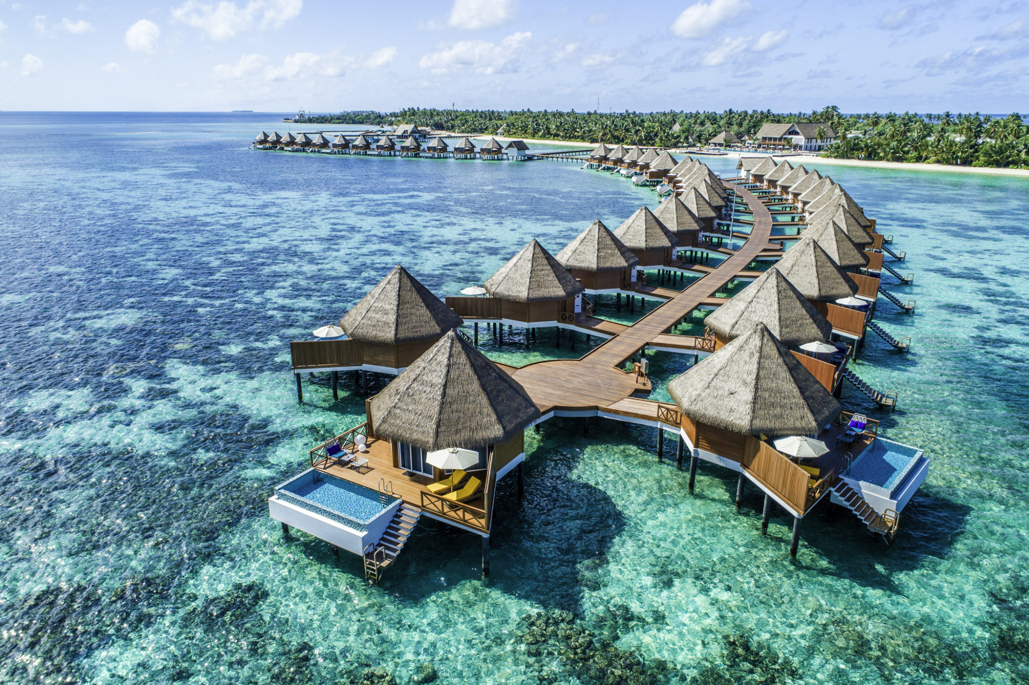 Mercure Maldives Kooddoo Resort 5-jpg