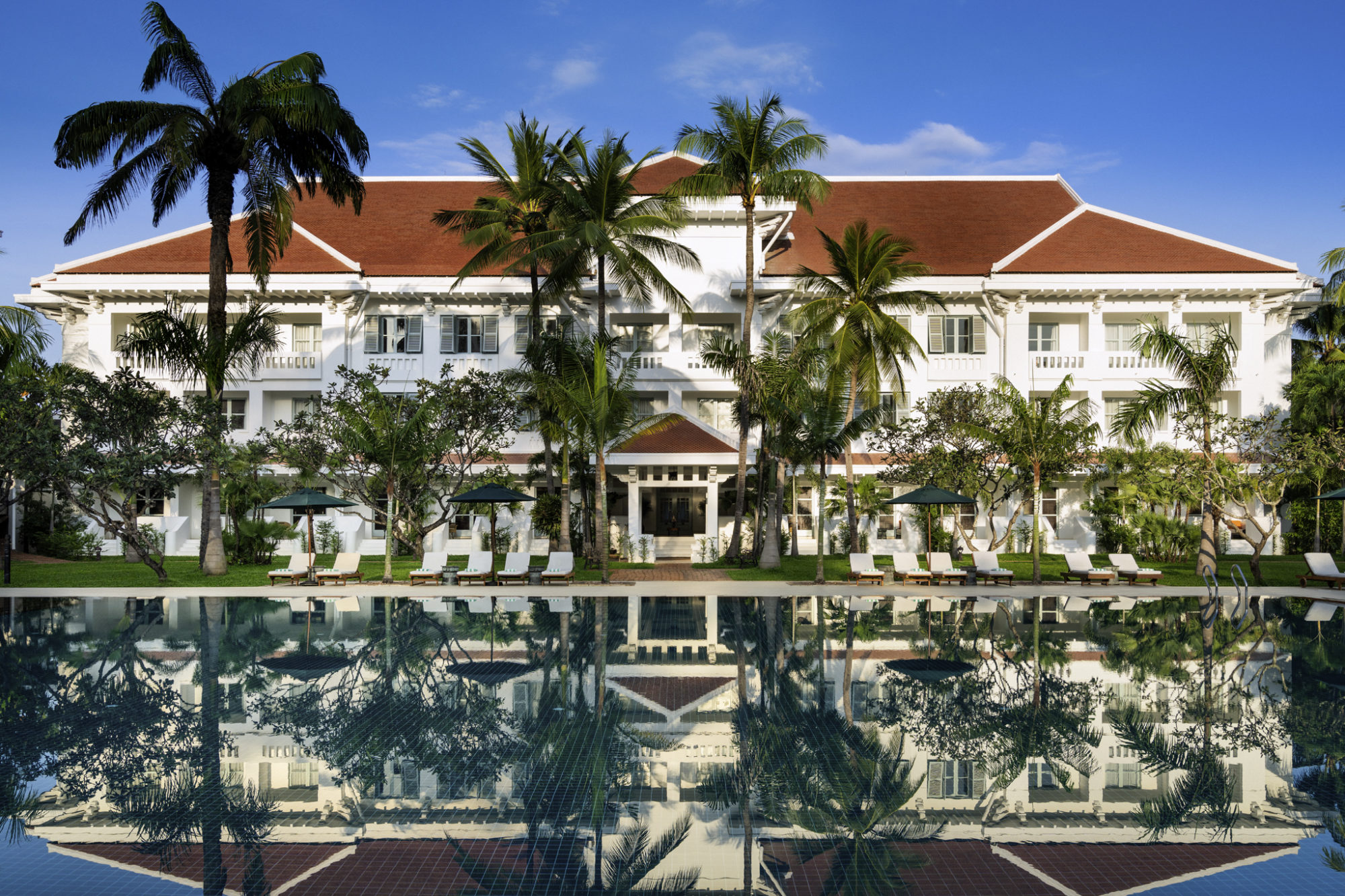Raffles Grand Hotel dAngkor 4-jpg