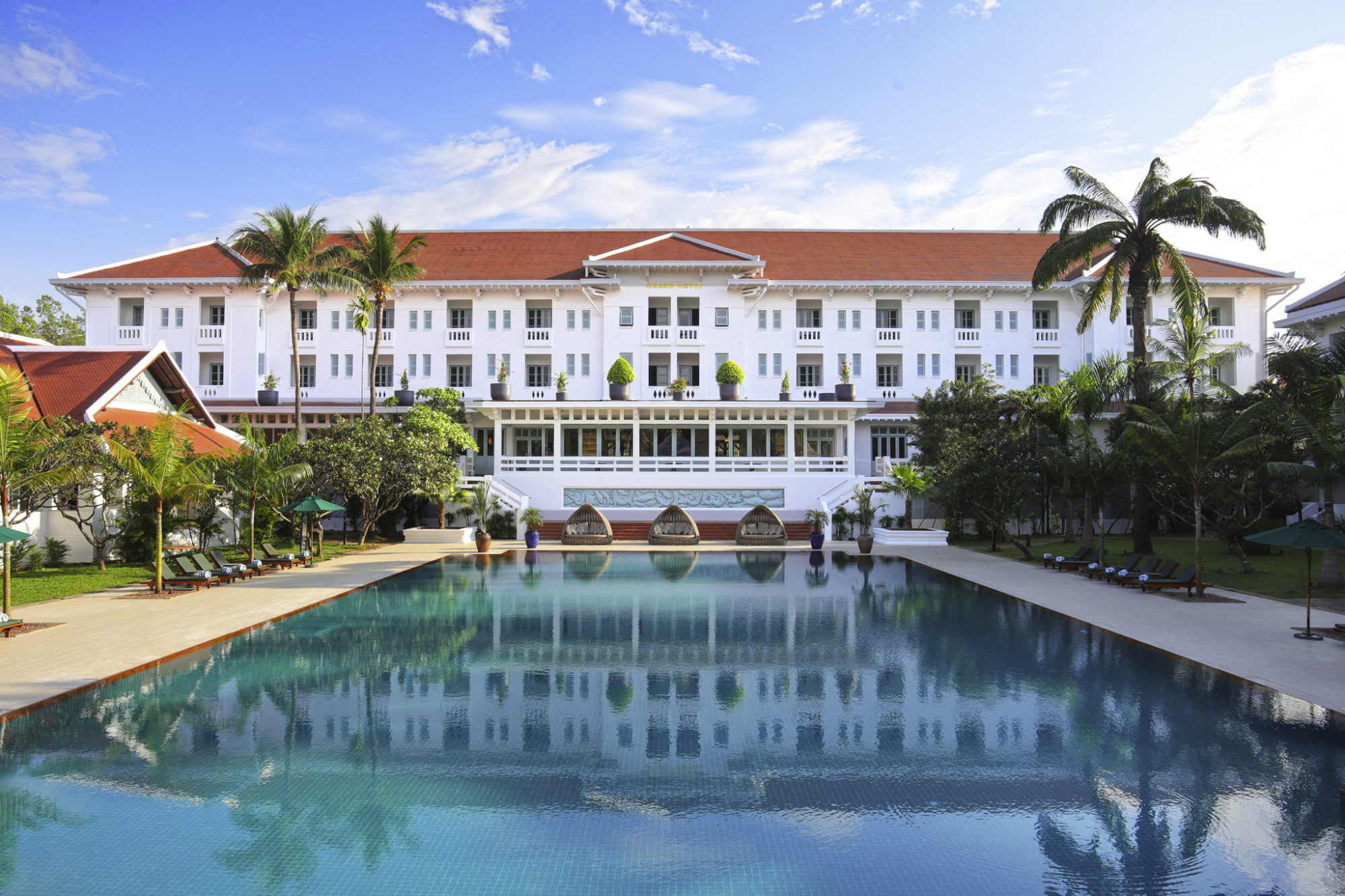 Raffles Grand Hotel dAngkor 7-jpg
