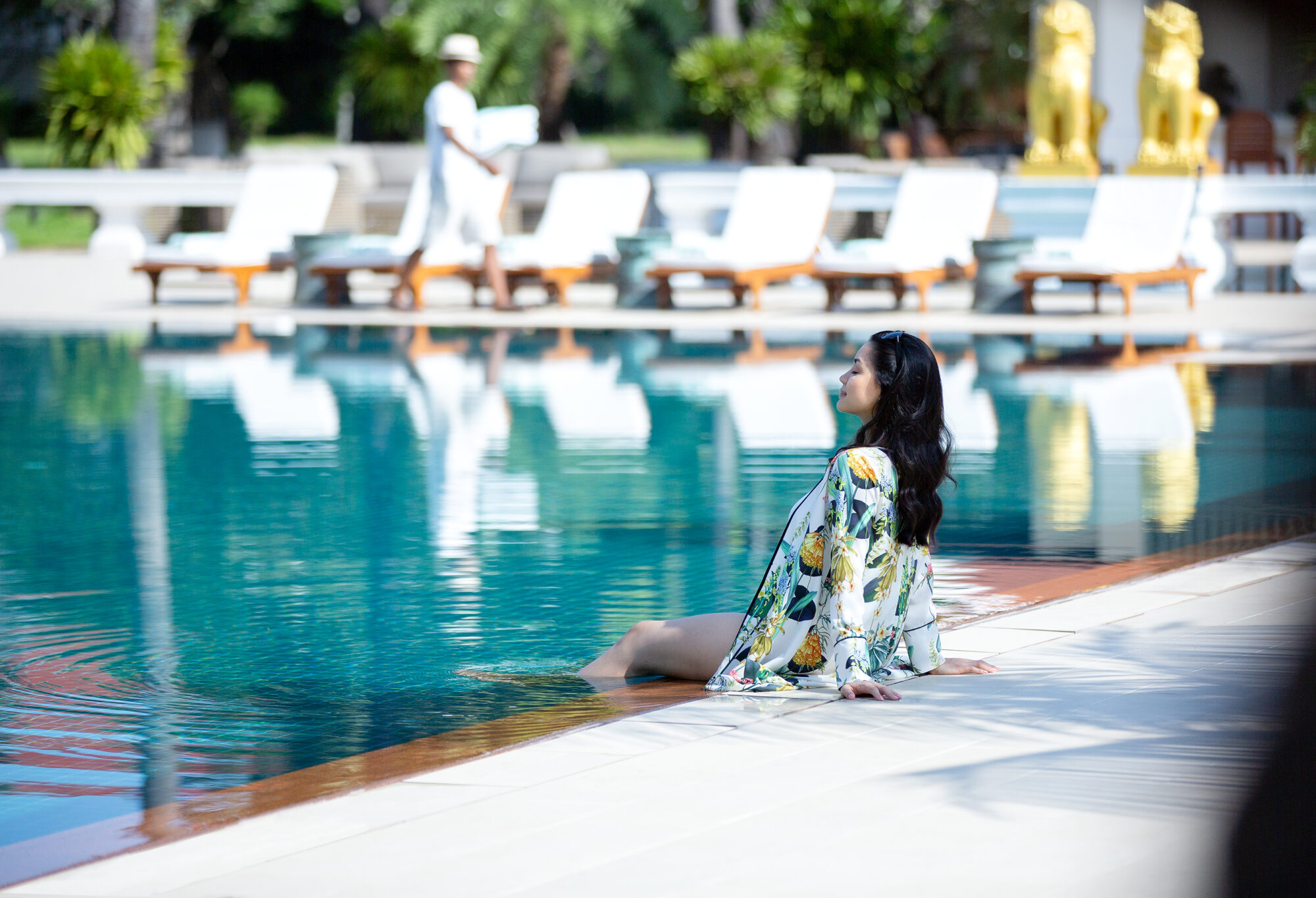 Raffles-Grand-Hotel-dAngkor-Poolside.jpg