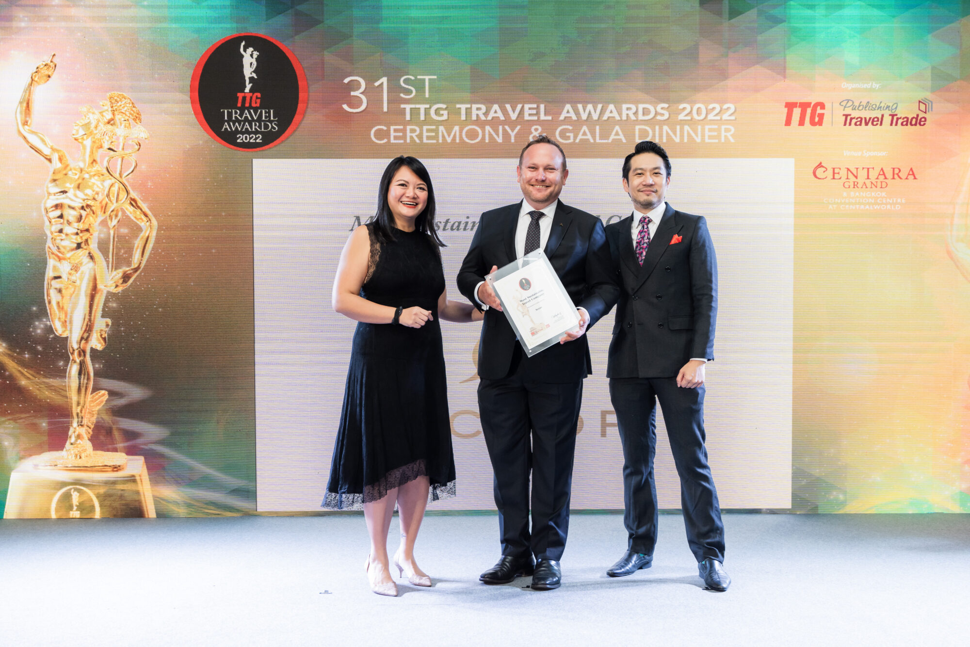 Accor-recognised-as-the-Most-Sustainable-Travel-Company-at-the-TTG-Travel-Awards-3.jpg