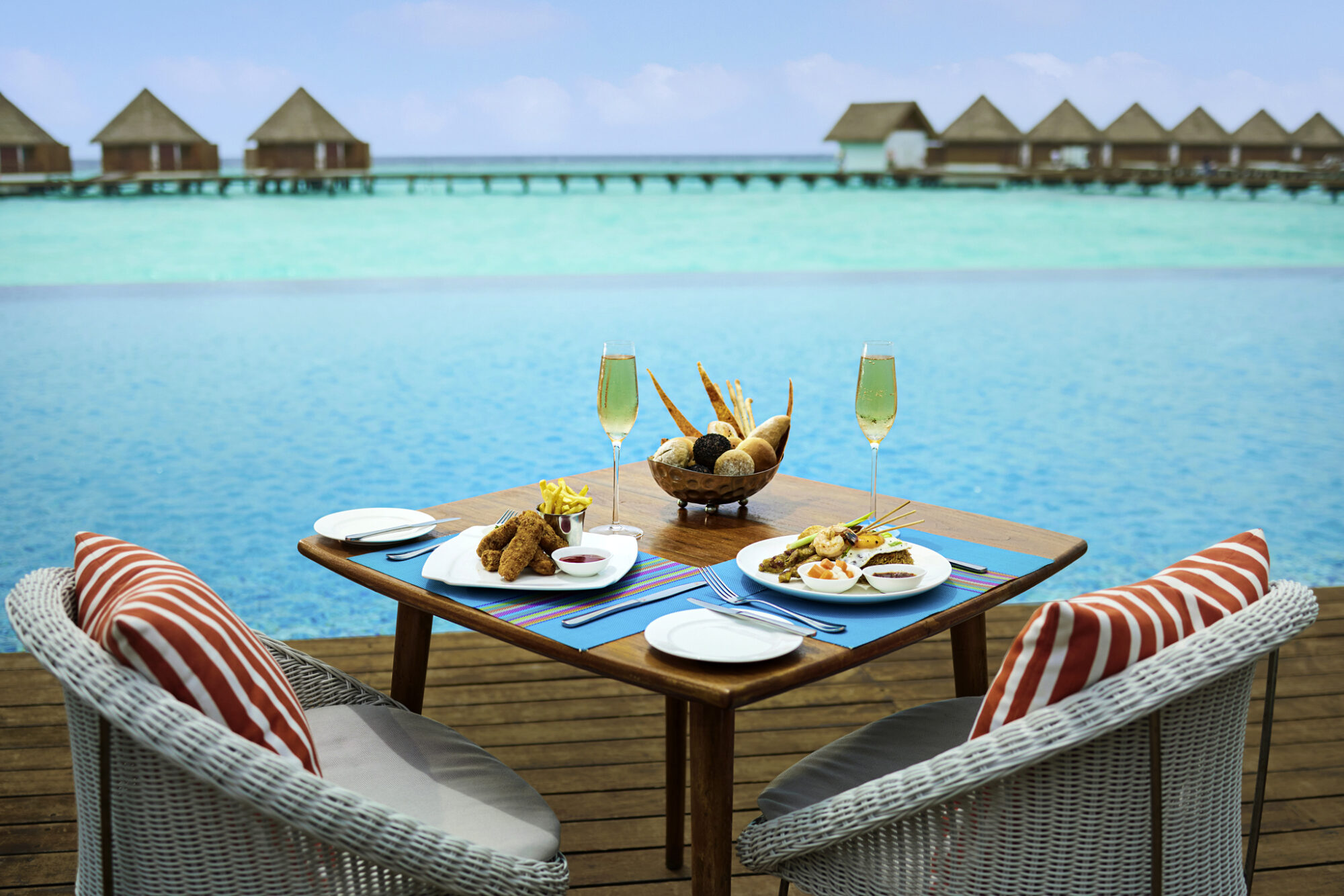 Mercure-Maldives-Kooddoo-Resort-6.jpg