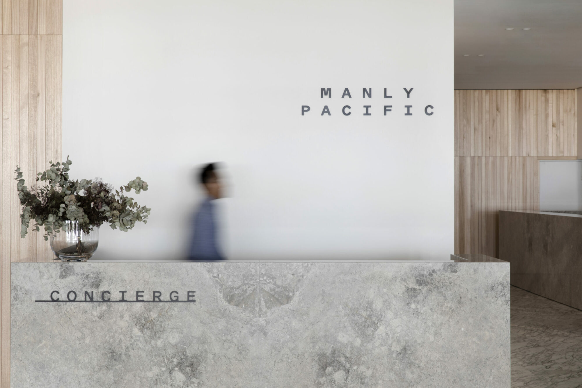 Lobby Manly Pacific - MGallery.jpg