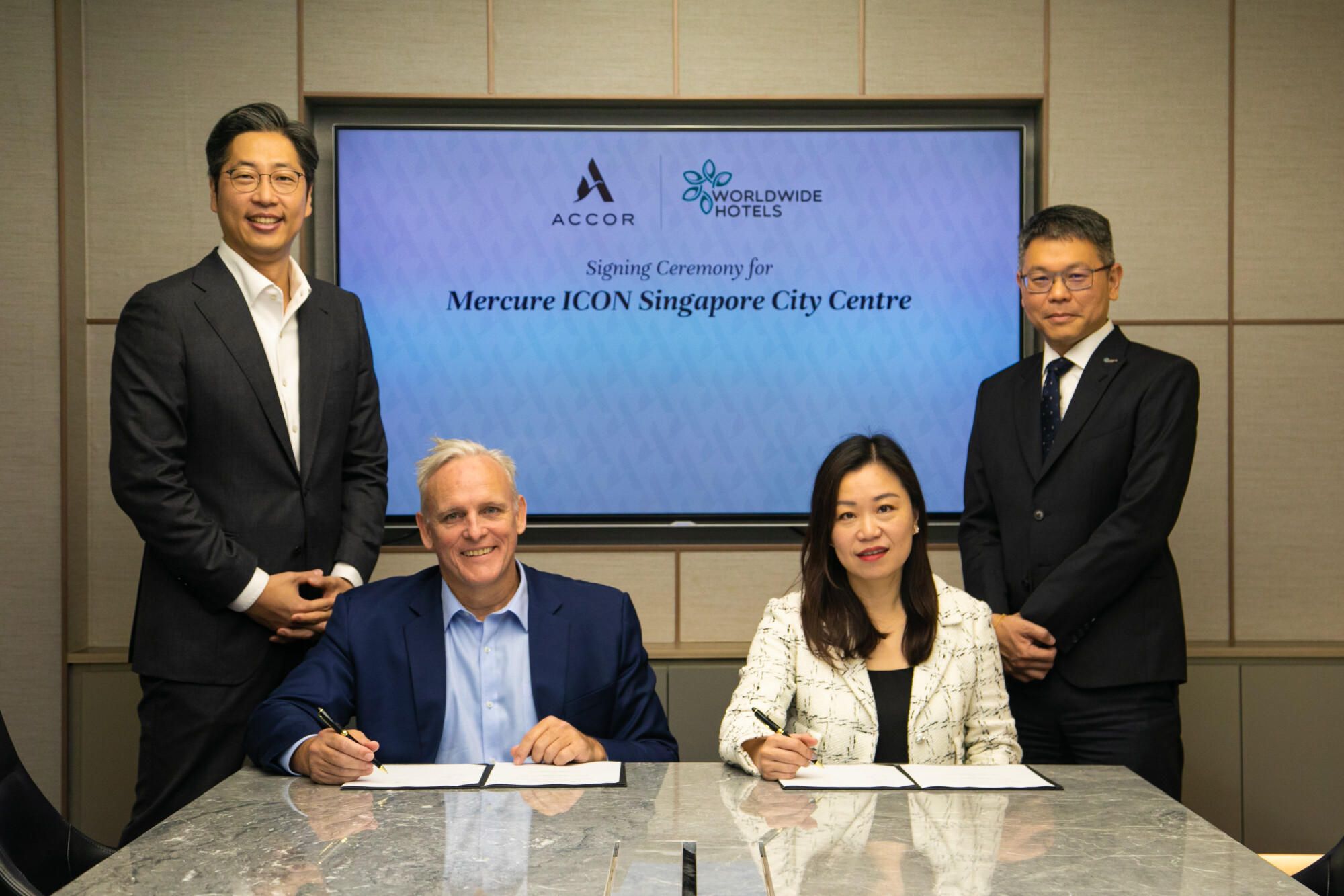 Signing Ceremony - Mercure ICON Singapore City Centre-jpg