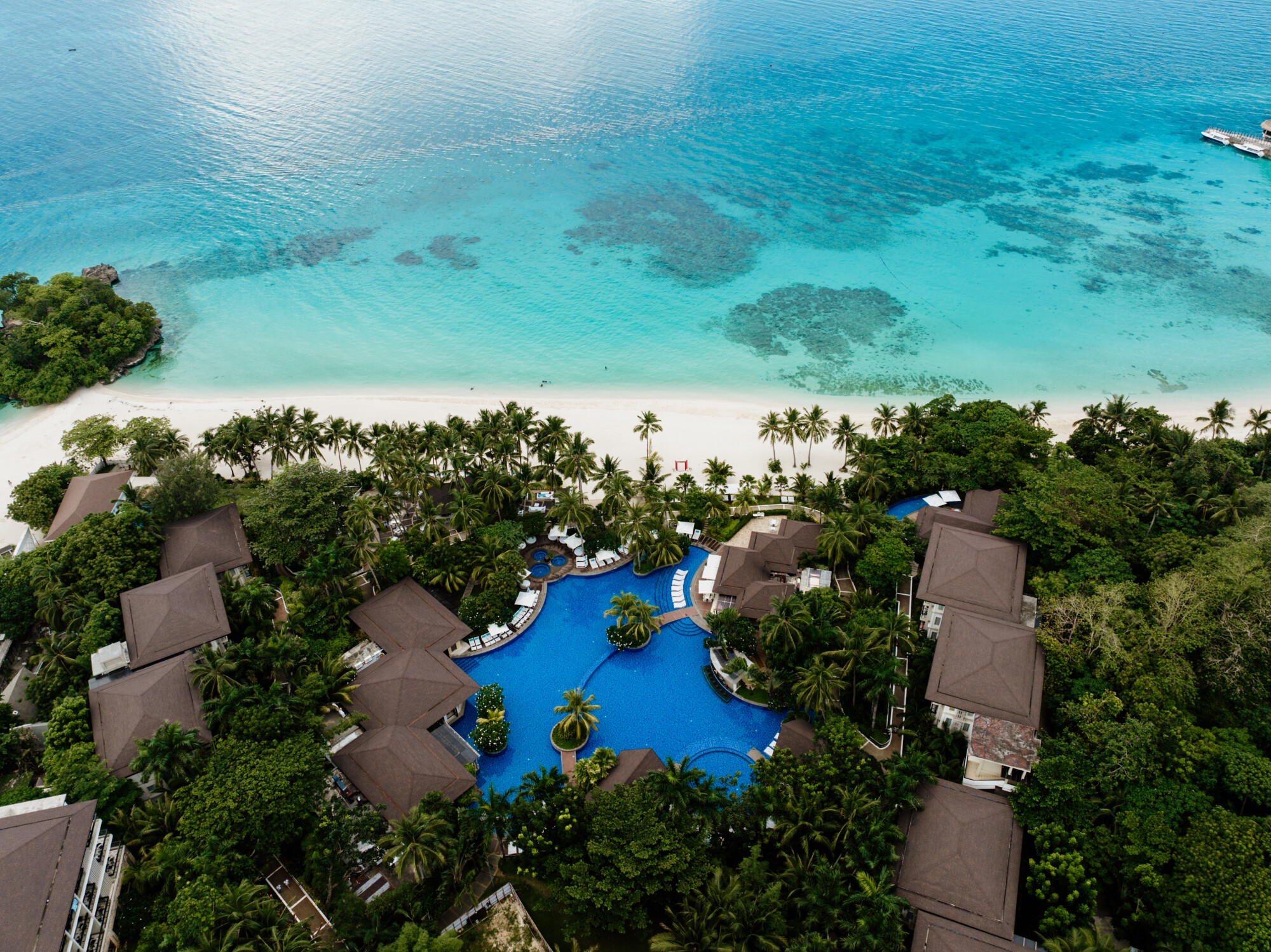 Philippines-Boracay-Mövenpick Resort & Spa Boracay-Hotel-Drone-2023-01-jpg