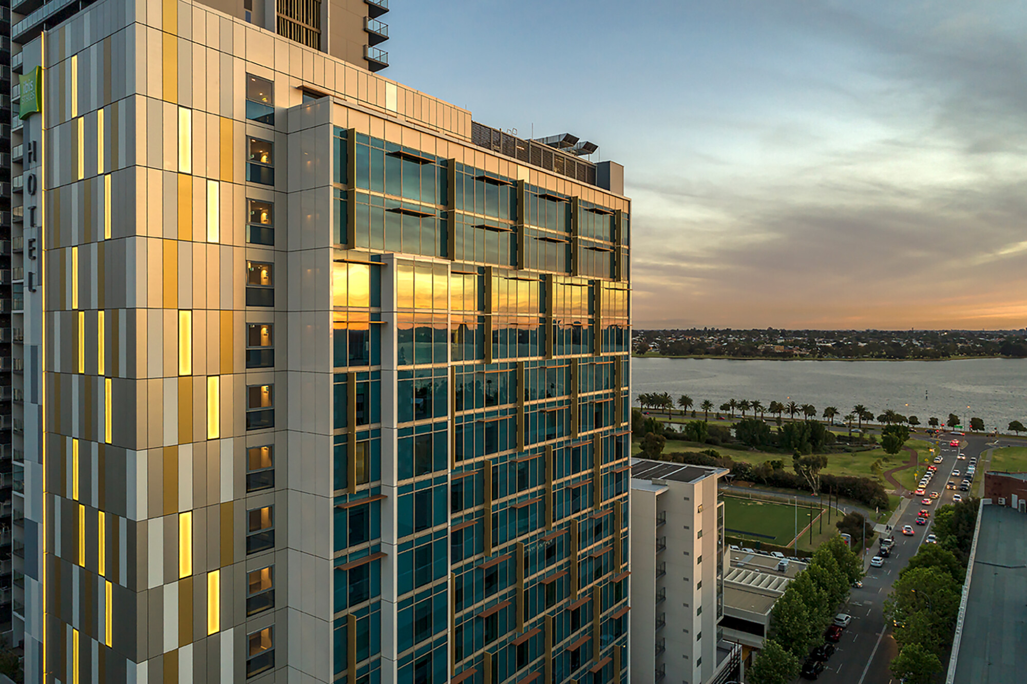 ibis Styles East Perth Exterior-jpg